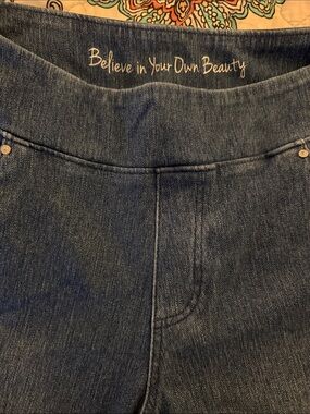 High-Rise Women’s Capris - Dark Blue